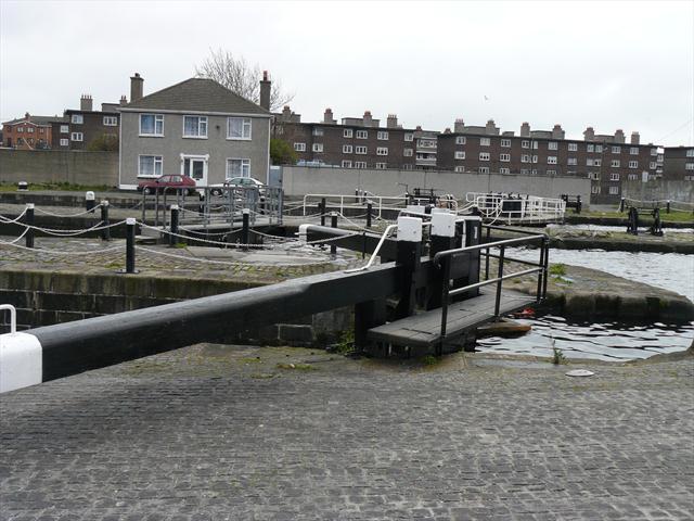 Konec Grand Canal Docks