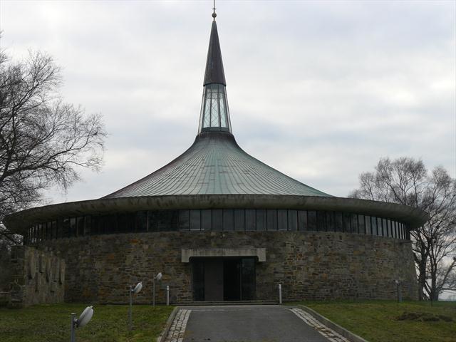 Moderní kostel